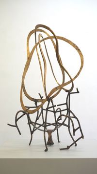Werner Mally, BEER, 2018, Bronzeguss (verl. Form, Wachsvorlage, wei&szlig;e Patina), ca. 18 x 34 x 20 cm